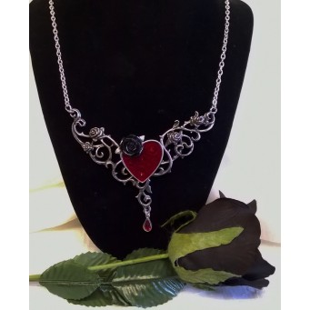 ALCHEMY GOTHIC DESIGNS NECKLACE – THE BLOOD ROSE HEART